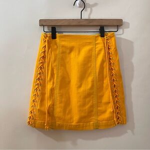 Carmar LF marigold lace up mini skirt size 27
